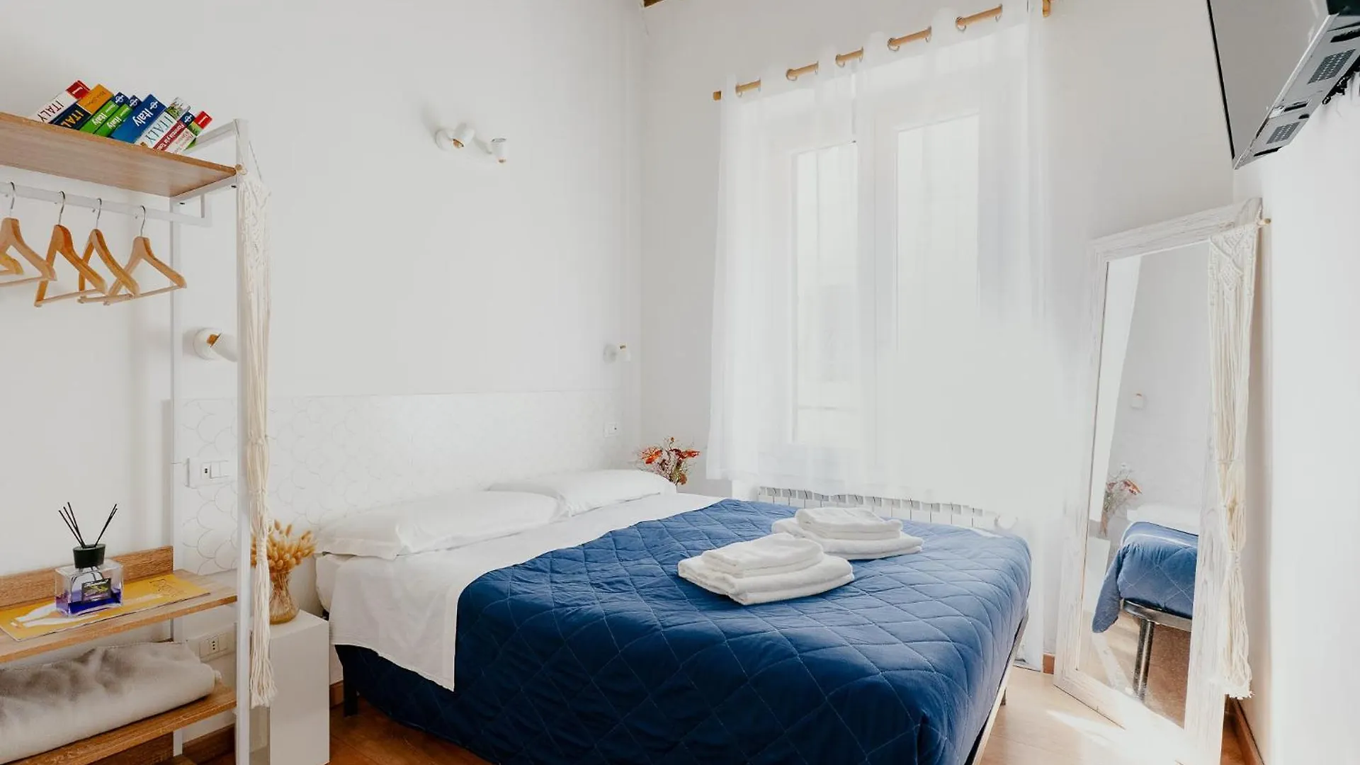 Florence Rooms